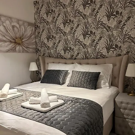 Nika A3 아파트 브로다리카